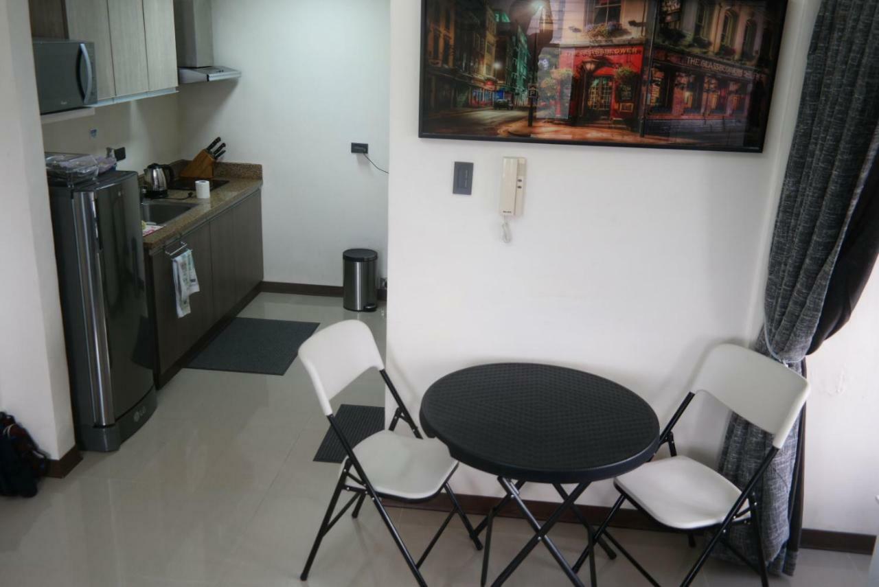 Splendido Tower 2 Ann'S Unit Tagaytay City Exterior foto